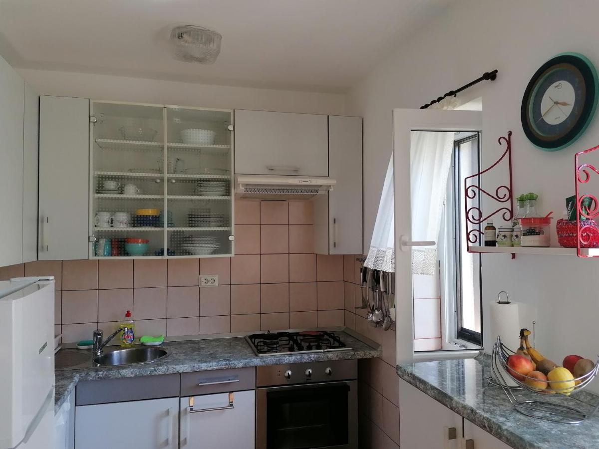 Apartments With A Parking Space Njivice, Krk - 5320 Екстериор снимка