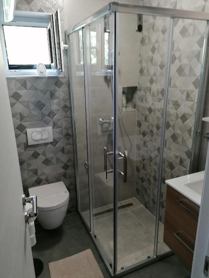 Apartments With A Parking Space Njivice, Krk - 5320 Екстериор снимка